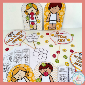 **Kit Maio Laranja – Educação Infantil** O Kit Maio Laranja é um recurso pedagógico desenvolvido para trabalhar a conscientização e a prevenção do abuso e da exploração sexual infantil com crianças da Educação Infantil de forma lúdica, visual e apropriada para a faixa etária. Ideal para projetos escolares, campanhas educativas e atividades do Maio Laranja, o material auxilia no desenvolvimento da educação preventiva, no reconhecimento dos limites do corpo e na conscientização sobre proteção infantil. O arquivo inclui: • Lapbook Semáforo do Toque; • Flor para colorir para palitoche; • Placa com a frase “Faça bonito! Denuncie!”; • Placa com a frase “Disque 100”; • Placa com a frase “Proteja nossas crianças e adolescentes”; • Luva menino e menina; • Bolinhas para indicar as partes do corpo que podem ou não ser tocadas. Benefícios da proposta: • Trabalha a conscientização corporal; • Auxilia na prevenção do abuso infantil; • Incentiva o diálogo sobre proteção infantil; • Desenvolve a aprendizagem visual e interativa; • Promove participação ativa das crianças; • Ideal para projetos do Maio Laranja na escola. Arquivo em PDF pronto para impressão.
